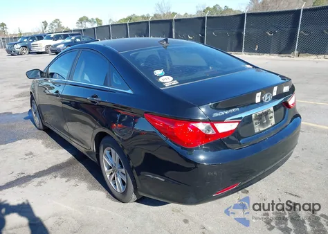 2013 Hyundai Sonata Gls z USA, uszkodzony, nr VIN 5NPEB4AC7DH700123